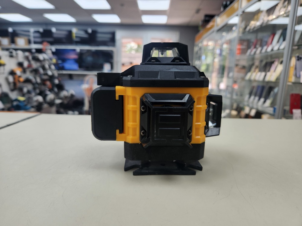 Нивелир Dewalt DW084