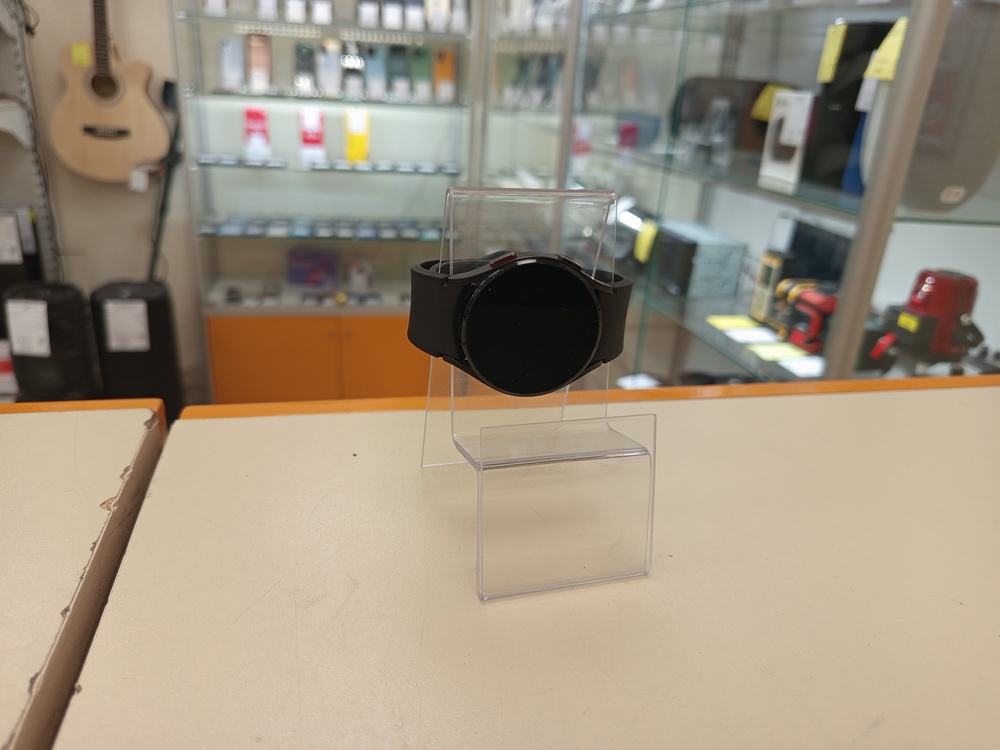 Смарт-часы Samsung Galaxy Watch 4 40mm