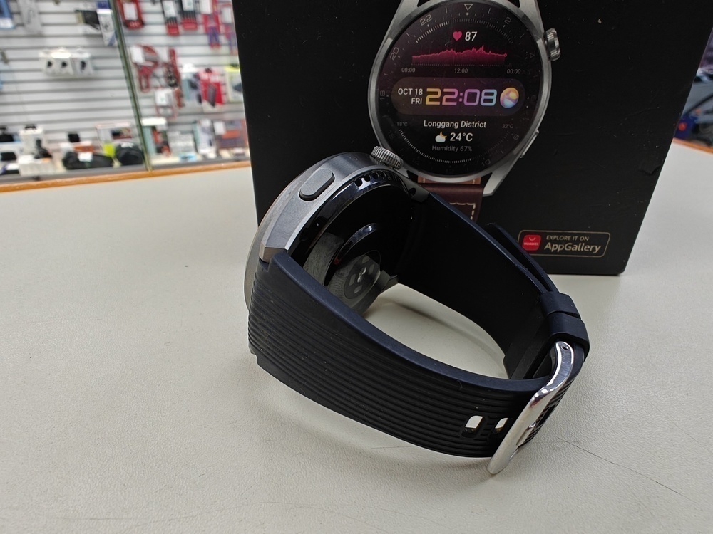 Смарт-часы Huawei WATCH 3 Pro