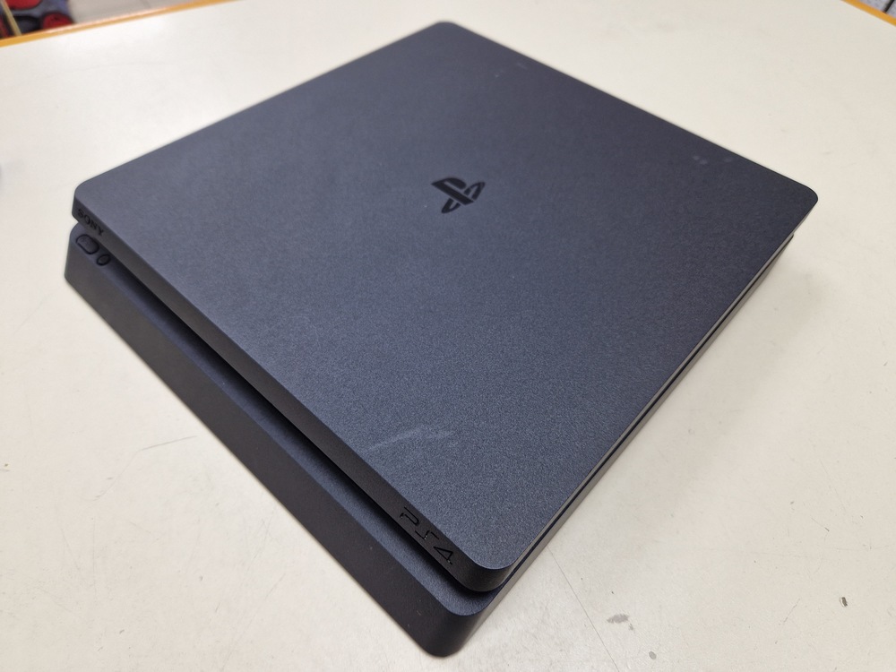 Игровая приставка PlayStation 4 Slim 1Tb