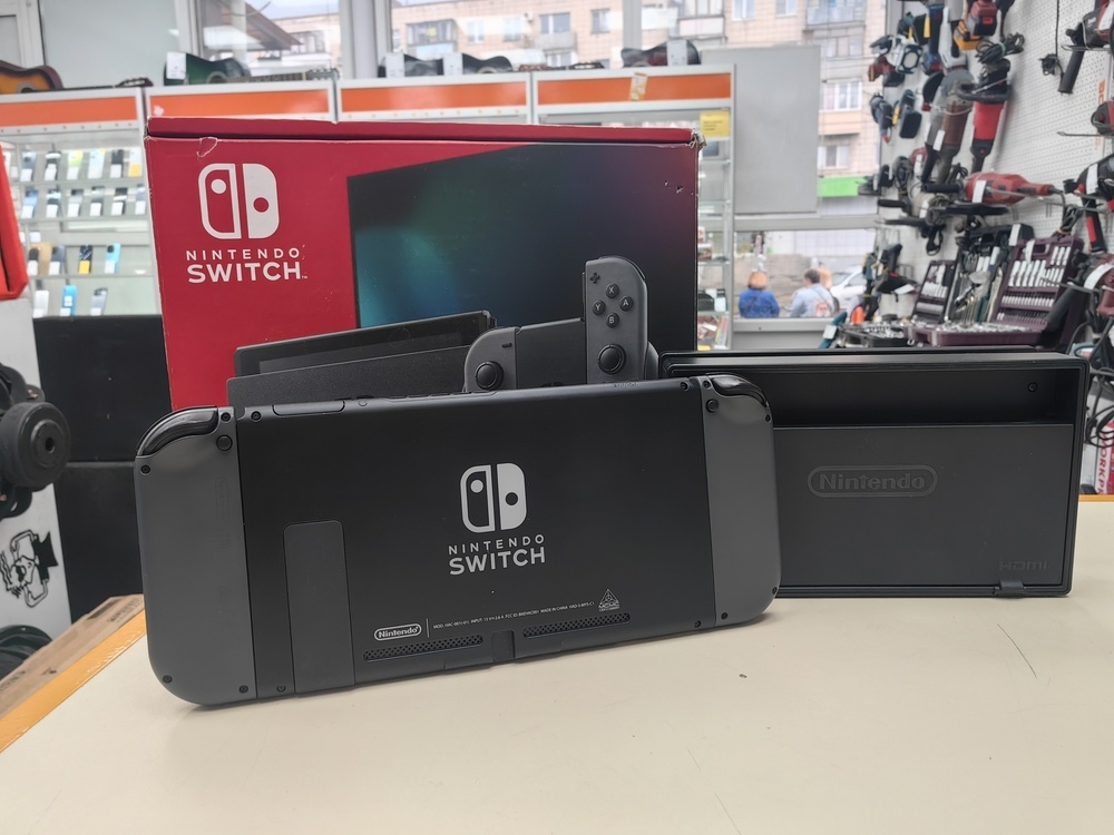 Игровая приставка Nintendo Switch