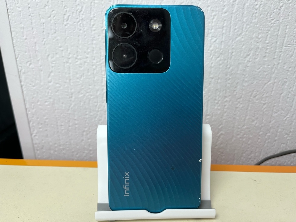 Смартфон Infinix Smart 7 Plus 3/64
