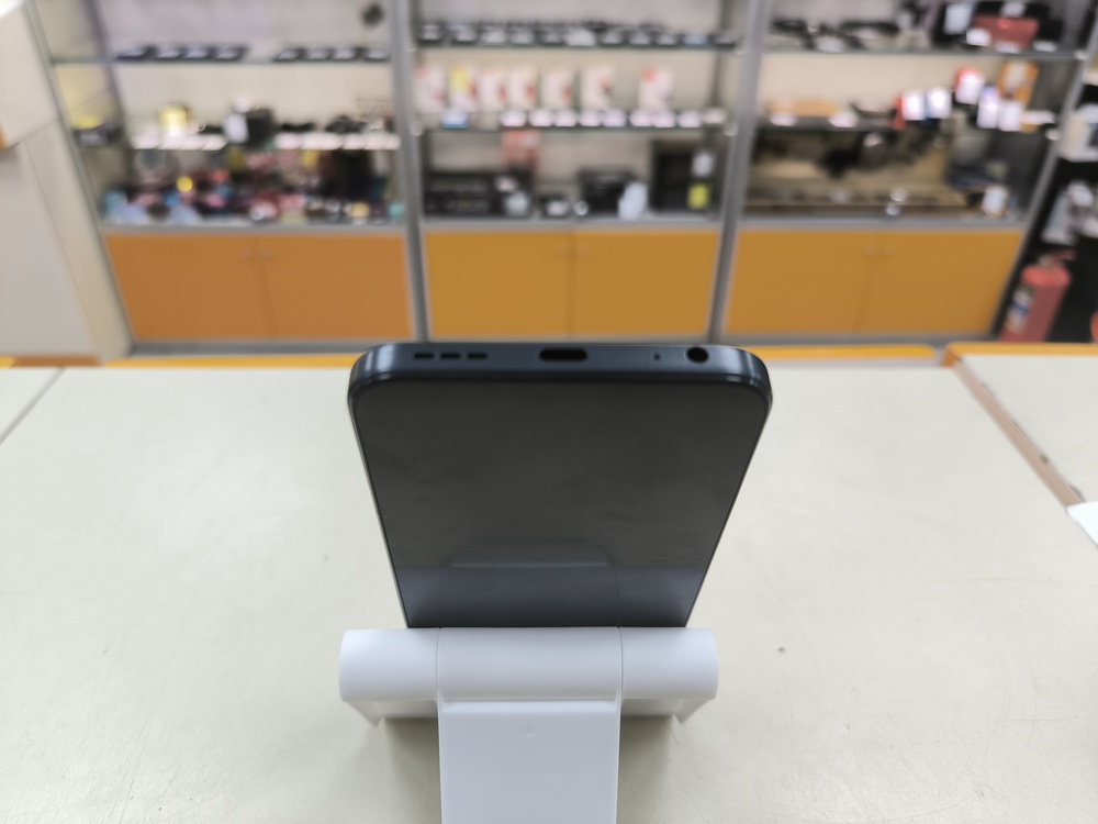 Смартфон Tecno Spark Go 2 3/64Gb