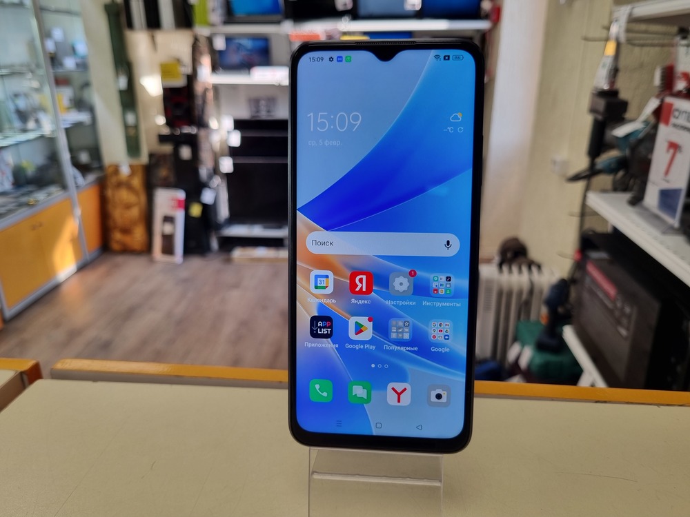 Смартфон Oppo A17