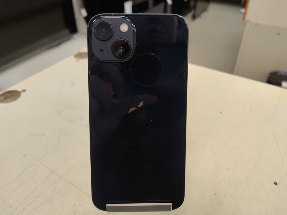 Смартфон Apple iPhone 13 128Gb