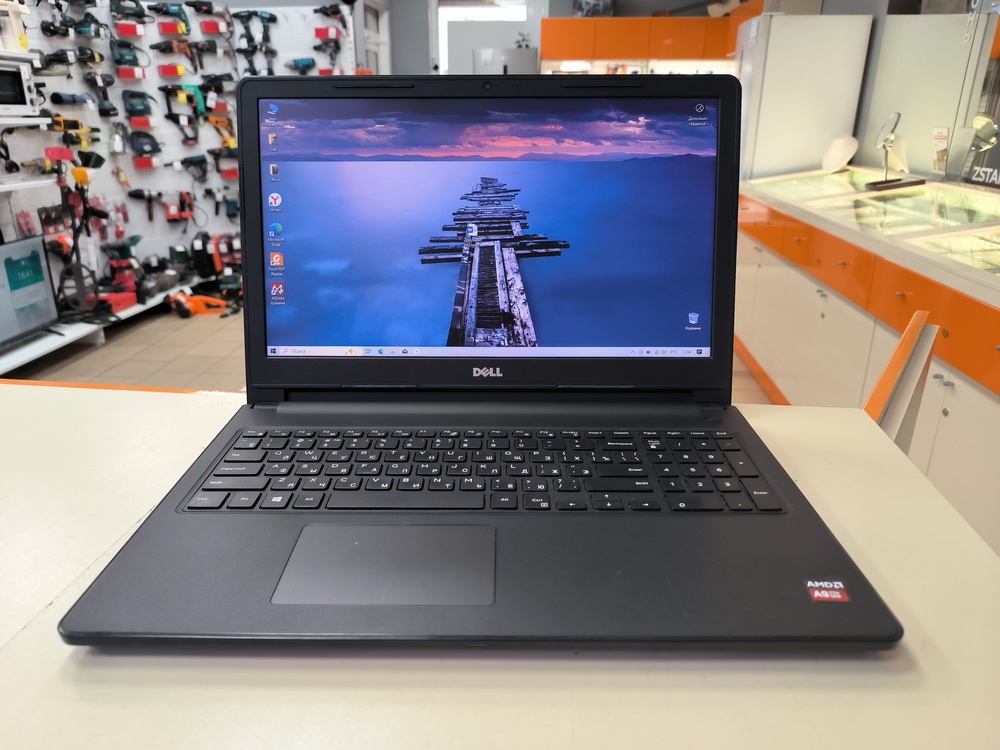 Ноутбук DELL; A9-9425, AMD Radeon (TM) Graphics, 4 Гб, Нет, 500 Гб