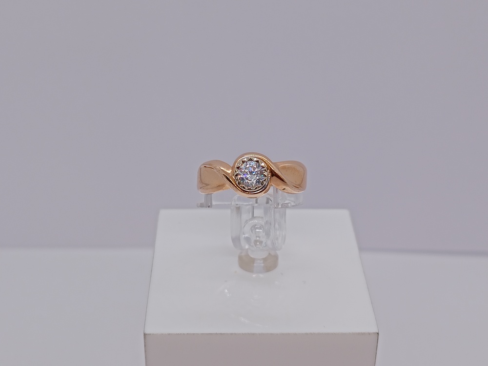 КОЛЬЦО С КАМНЕМ (Au 585)