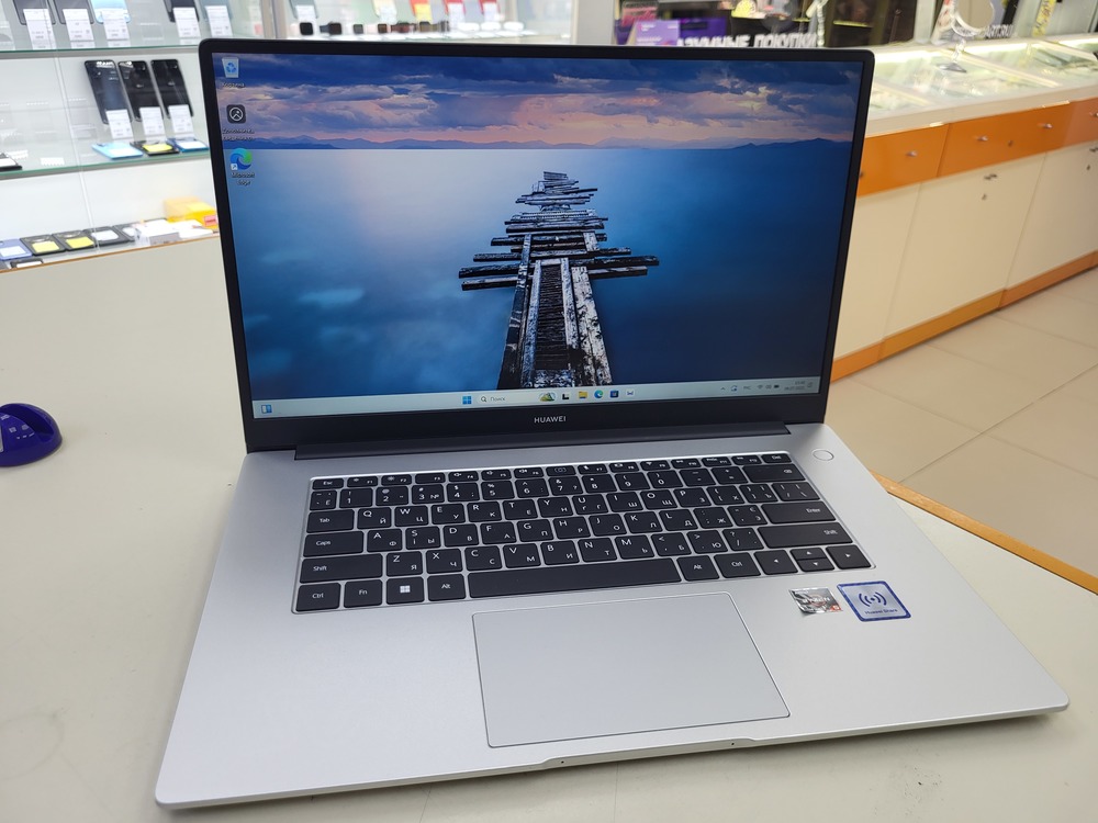 Ноутбук Huawei bom-wdq9; Ryzen 5-5500U, AMD Radeon (TM) Graphics, 8 Гб, 512 GB, Нет
