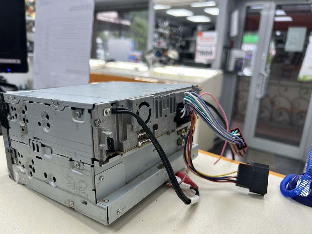 Автомагнитола SONY XAV-E60