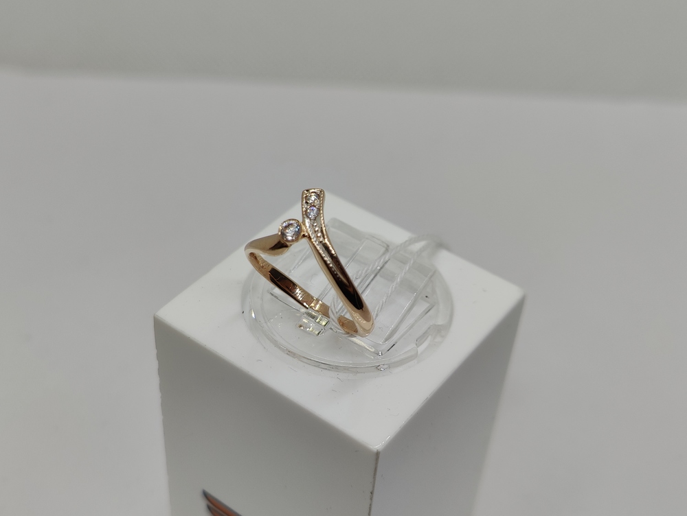 КОЛЬЦО С КАМНЯМИ (Au 585)