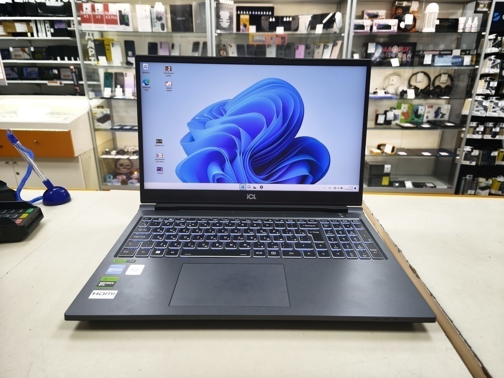 Ноутбук ICL; i7-13650HX, Geforce RTX 4060, 16 Гб, 250 Гб, Нет