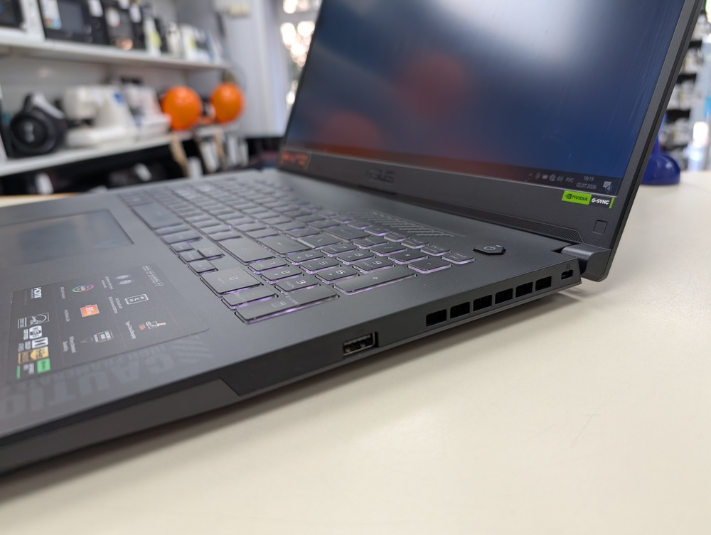 Ноутбук ASUS F17; I7-13700H, Geforce RTX 4060, 16 Гб, 1 Tb, Нет