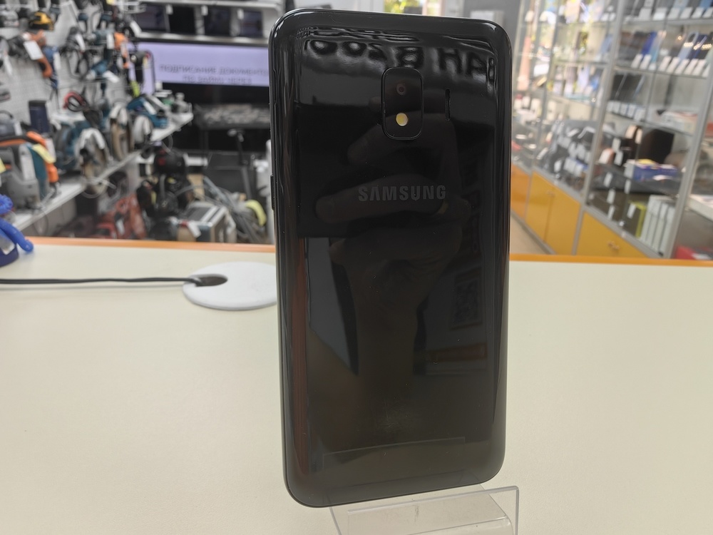 Смартфон Samsung Galaxy J2 Core 1/8