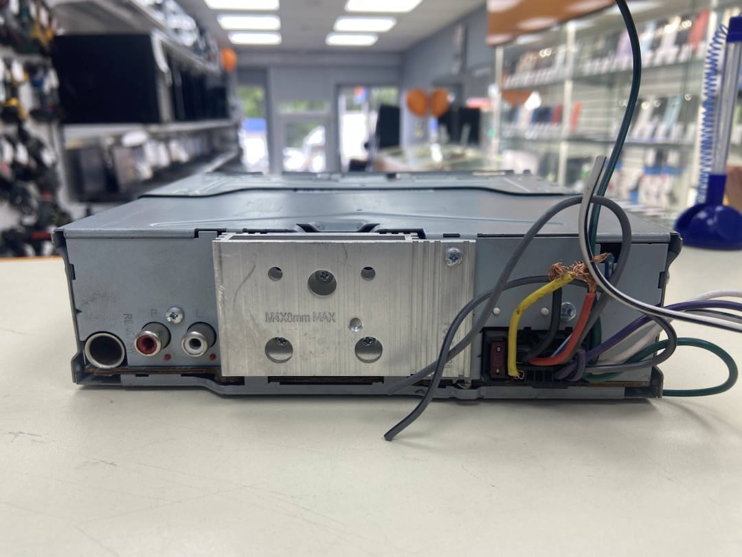 Автомагнитола Kenwood KDC-164UR