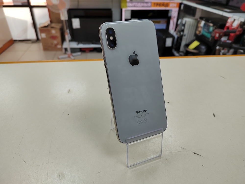 Смартфон Apple iPhone X 64Gb