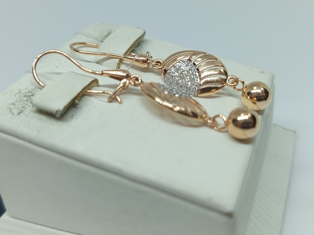 СЕРЬГИ ПЕТЕЛЬКА с камнями (Au 585)