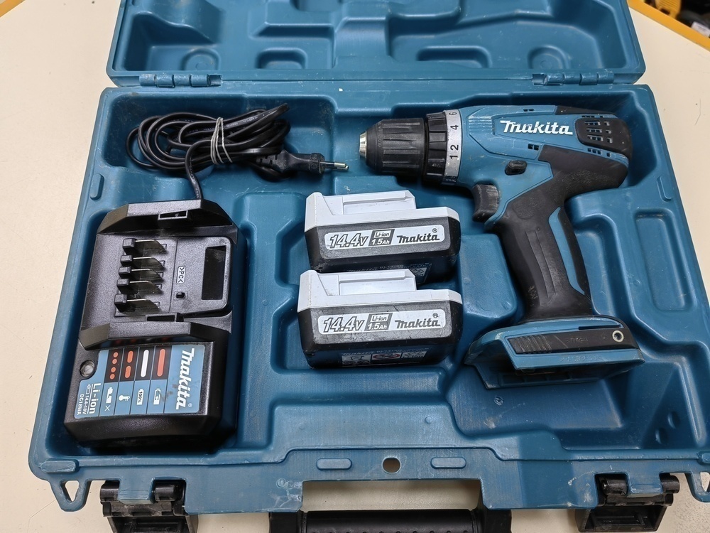 Шуруповерт Makita DF347D