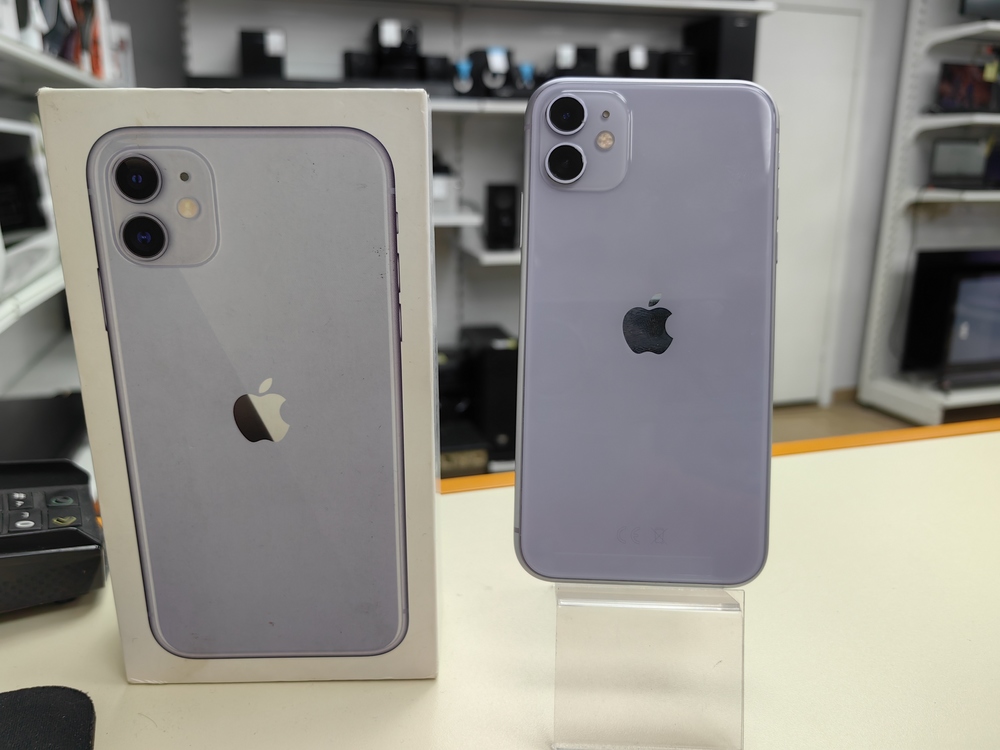 Смартфон Apple iPhone 11 128Gb