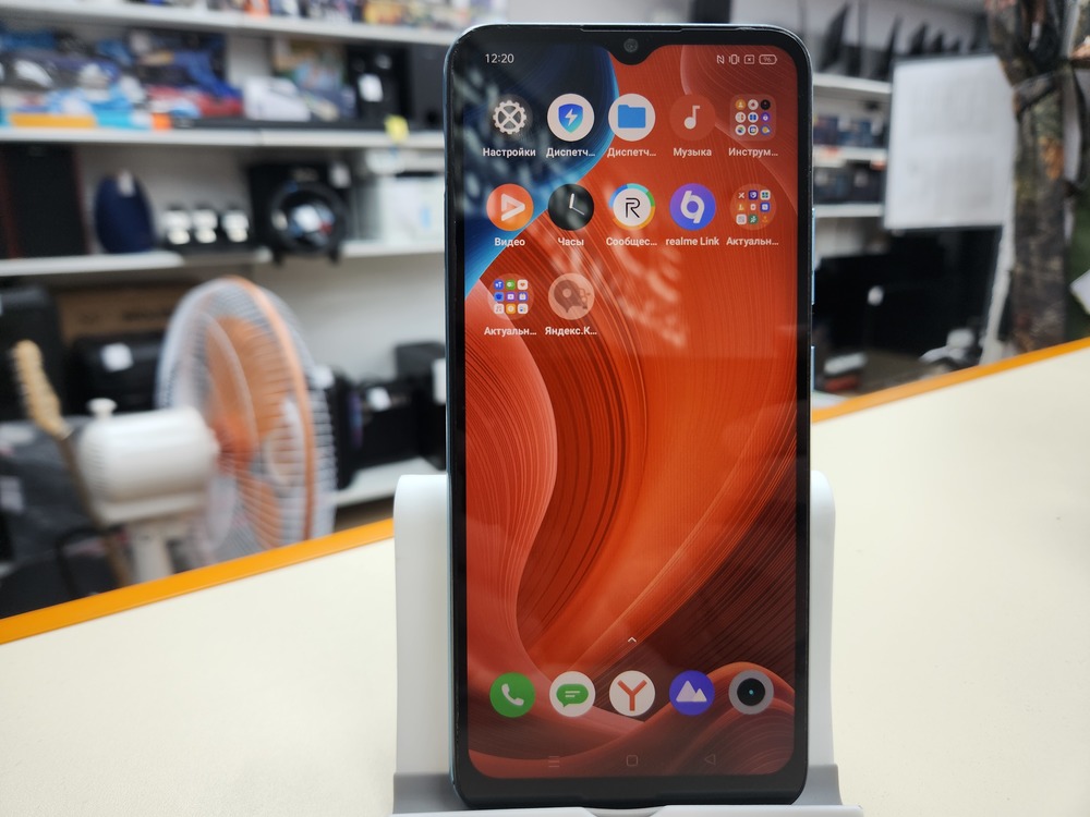 Смартфон Realme C21 4/64
