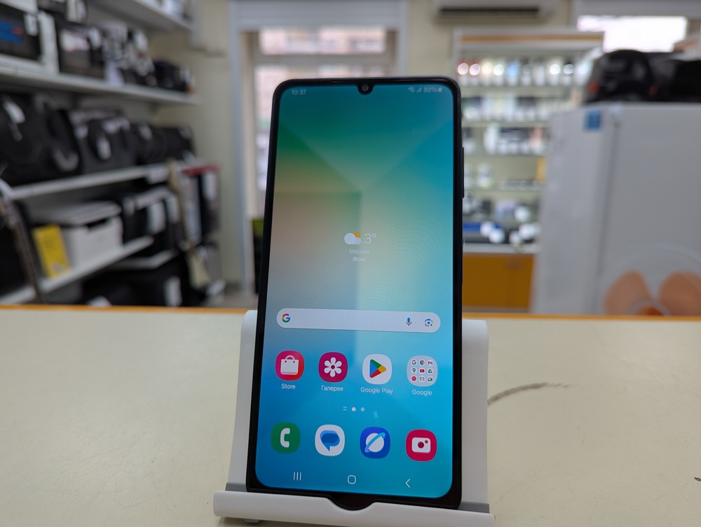 Смартфон Samsung Galaxy A06 4/64