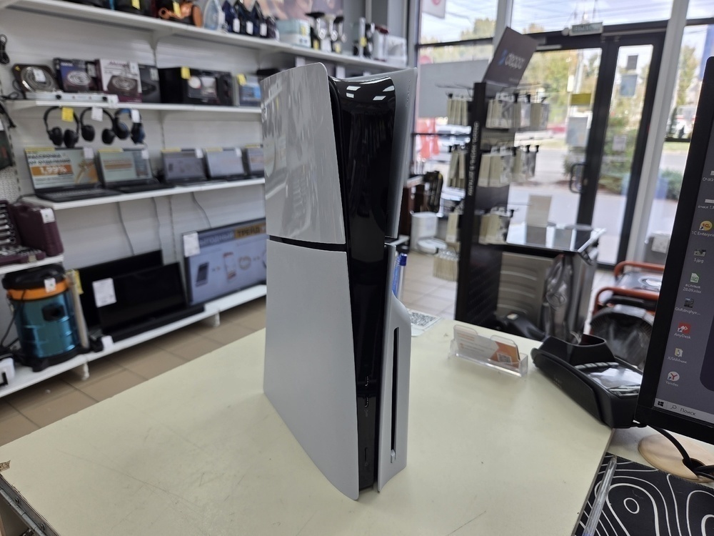 Игровая приставка PlayStation 5 Slim 1TB (С дисководом)