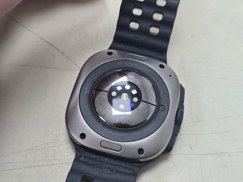 Смарт-часы Samsung Galaxy Watch Ultra 47мм LTE