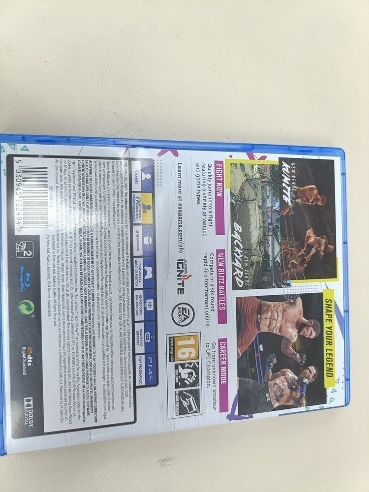 Игра Playstation 4 UFC 4