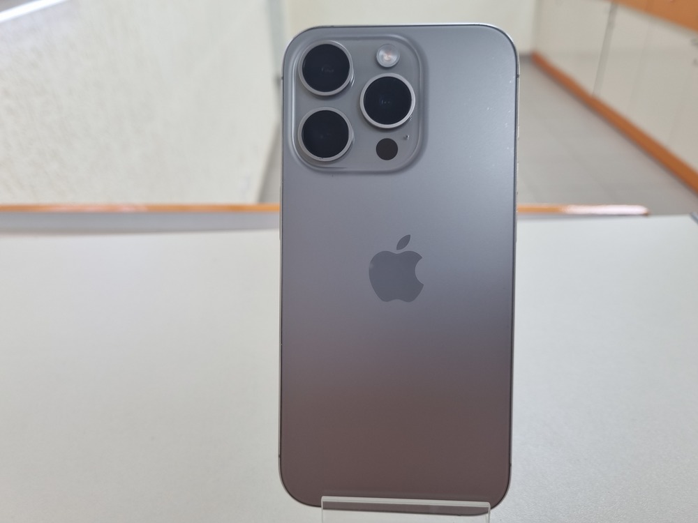 Смартфон Apple Iphone 15 Pro 128Gb