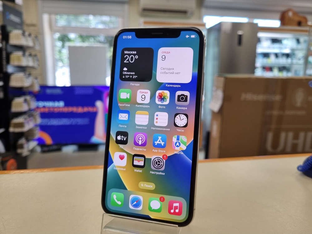 Смартфон Apple iPhone X 64Gb