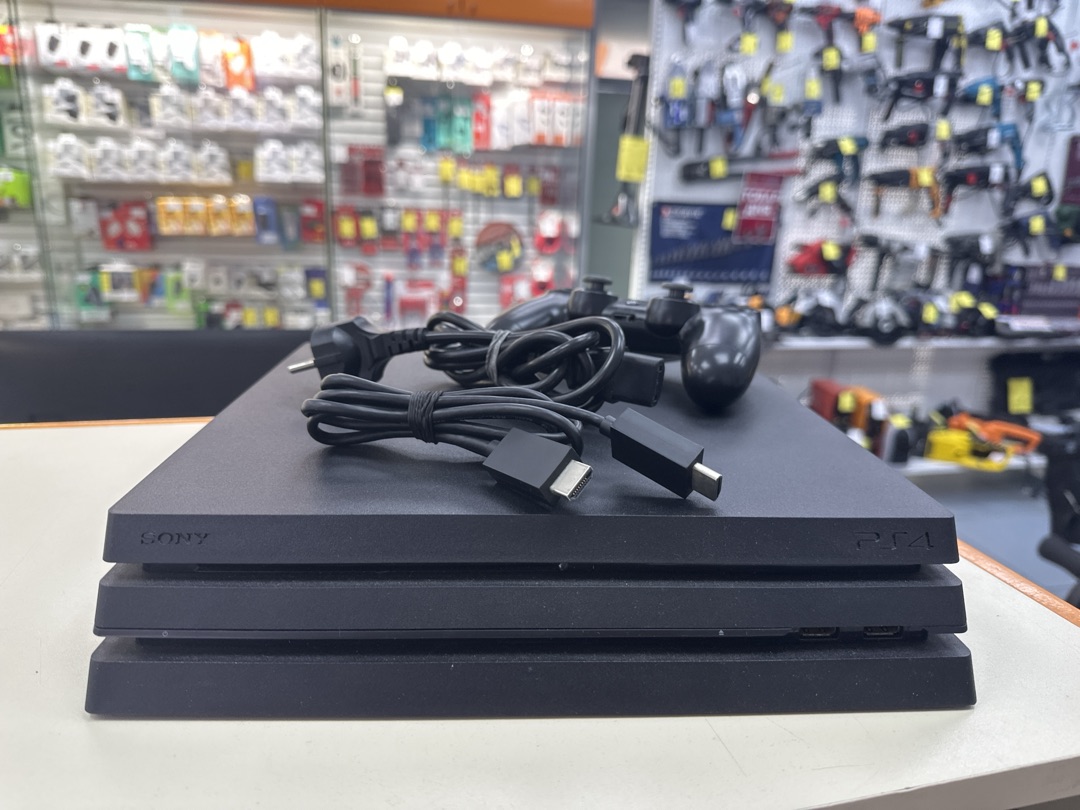 Игровая приставка PlayStation 4 Pro 1Tb Игровая приставка PlayStation 4 Pro 1Tb