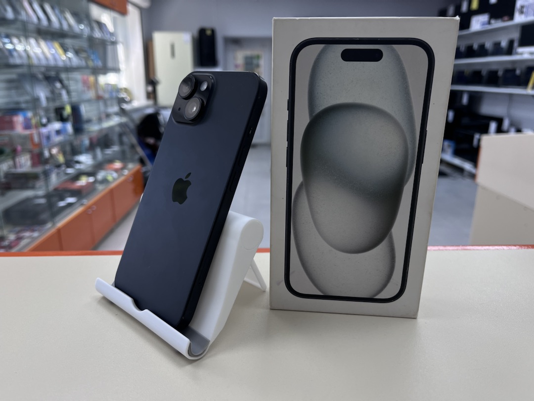 Смартфон Apple Iphone 15 128Gb