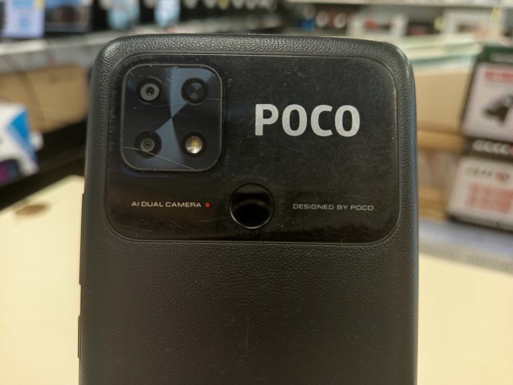 Смартфон Xiaomi Poco C40 3/32