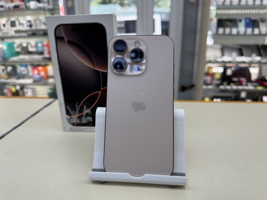 Смартфон Apple Iphone 16 Pro 128Gb