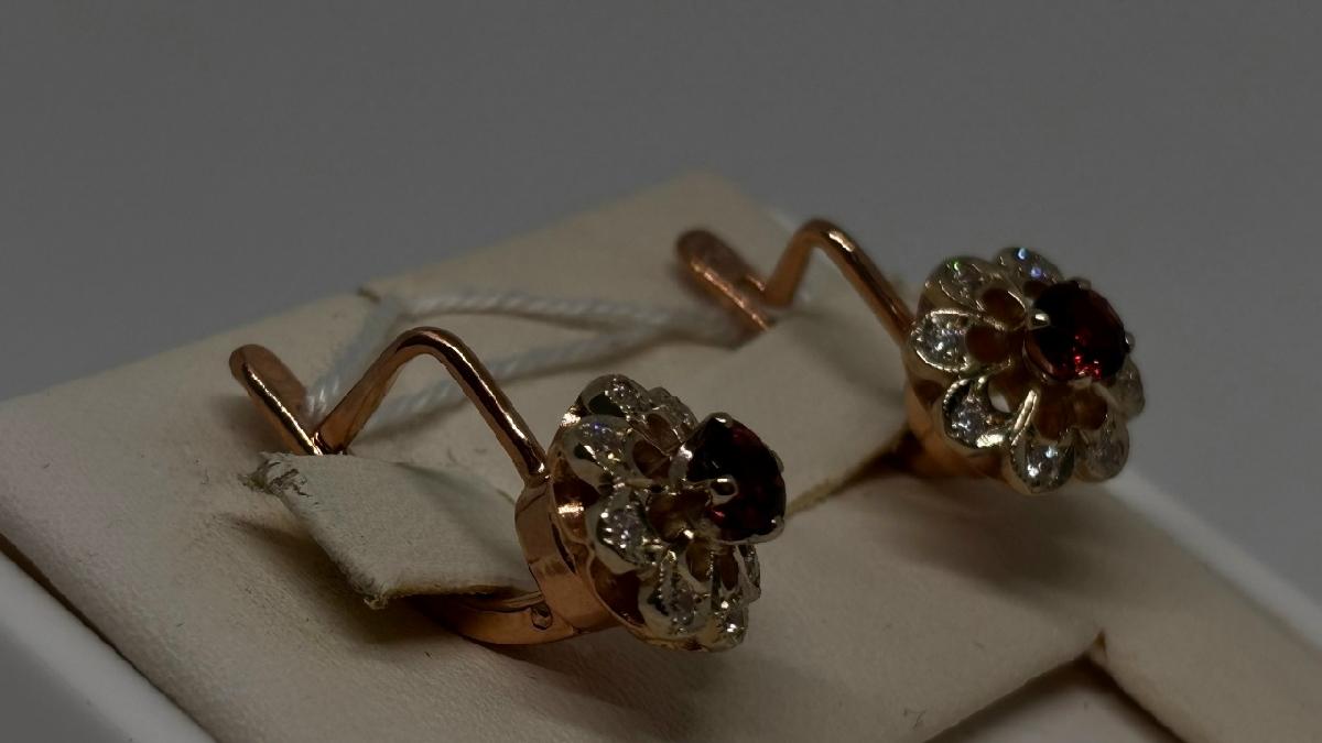 СЕРЬГИ С КАМНЯМИ (Au 585)