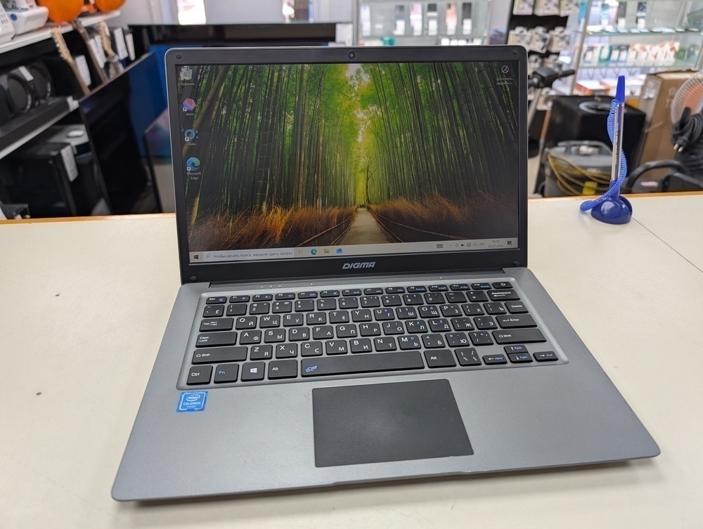 Ноутбук DIGMA EVE 14 C411; Celeron N3350, HD Graphics, 4 Гб, 128 Гб, Нет