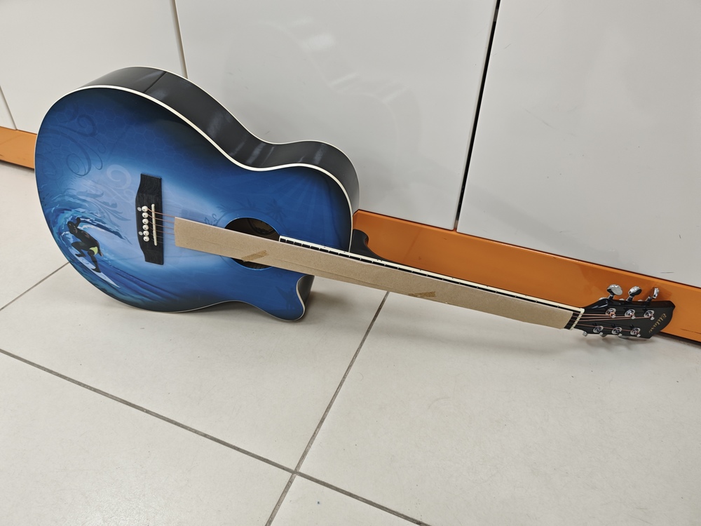 Гитара акустическая Elitaro E4040 Wave