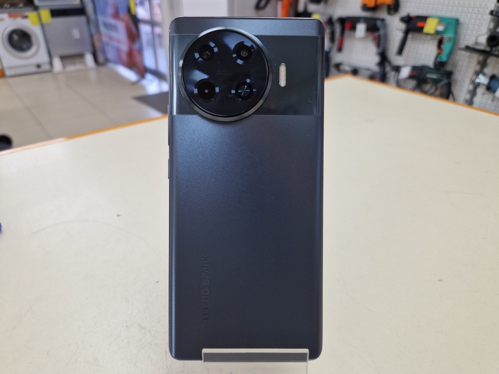 Смартфон Tecno Spark 20 Pro+ 8/256