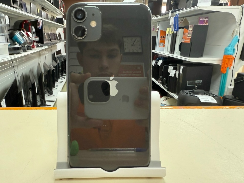 Смартфон Apple iPhone 11 64Gb
