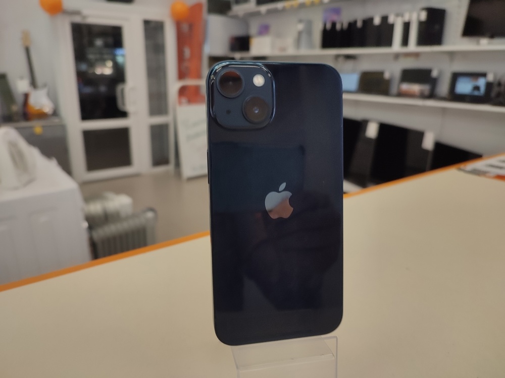 Смартфон Apple iPhone 13 128Gb