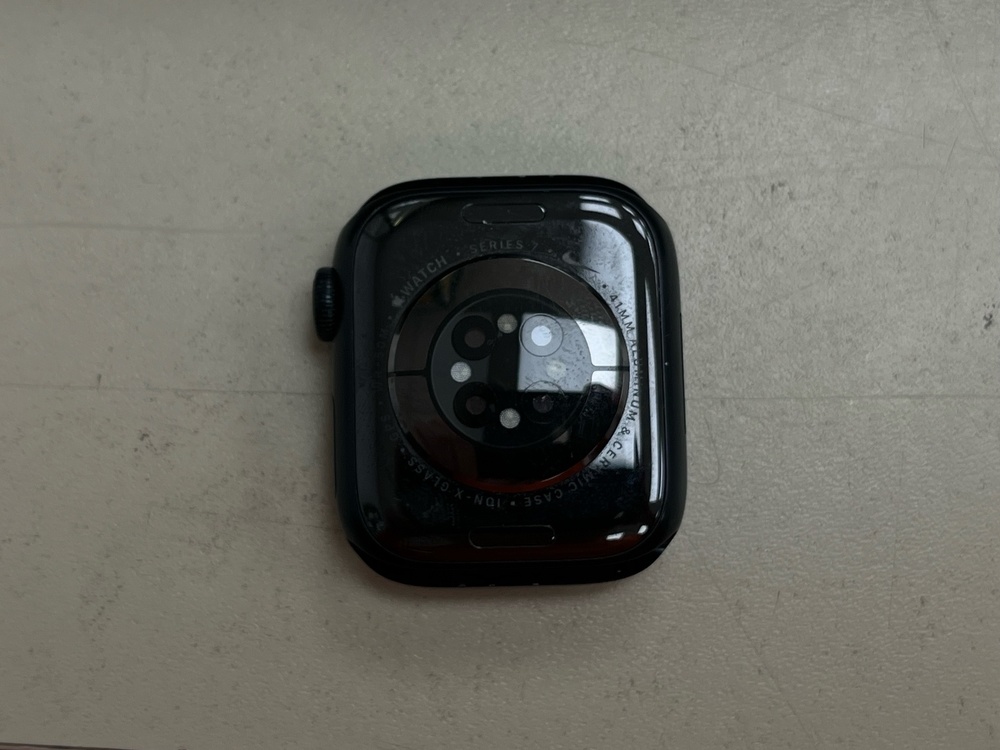 Смарт-часы Apple Watch Series 7 41mm