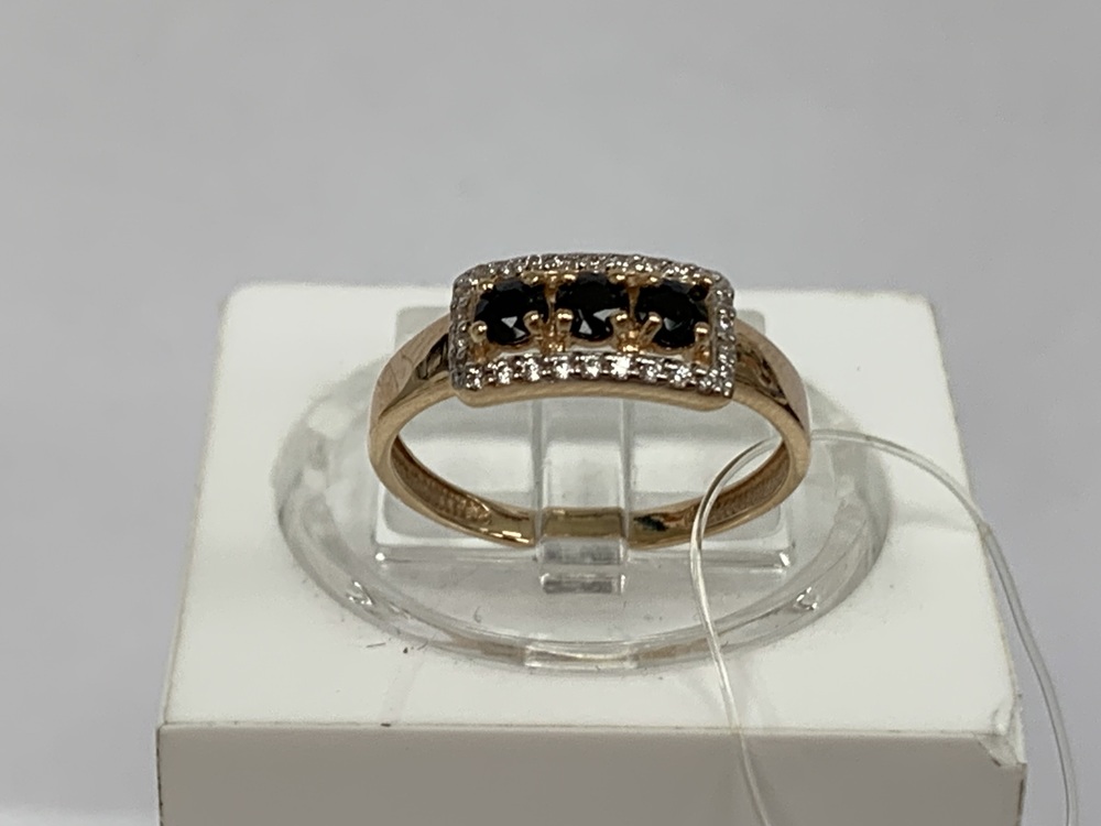 КОЛЬЦО С КАМНЯМИ (Au 585)