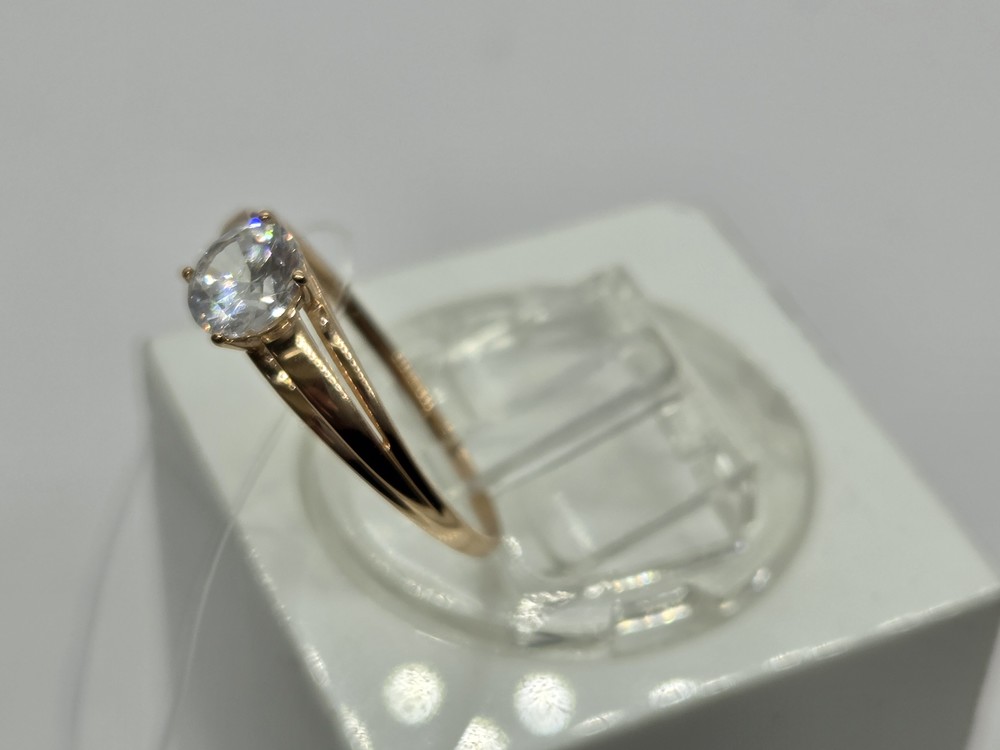 КОЛЬЦО С КАМНЕМ (Au 585)