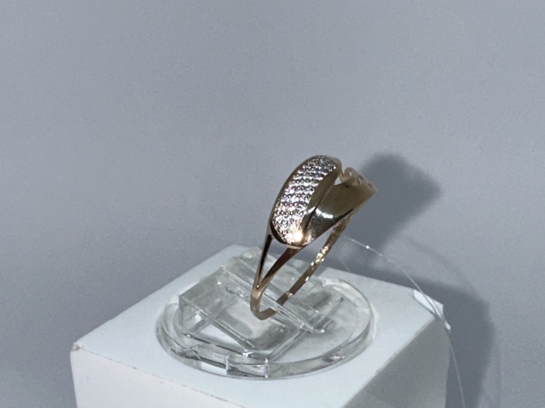 КОЛЬЦО С КАМНЯМИ (Au 585)