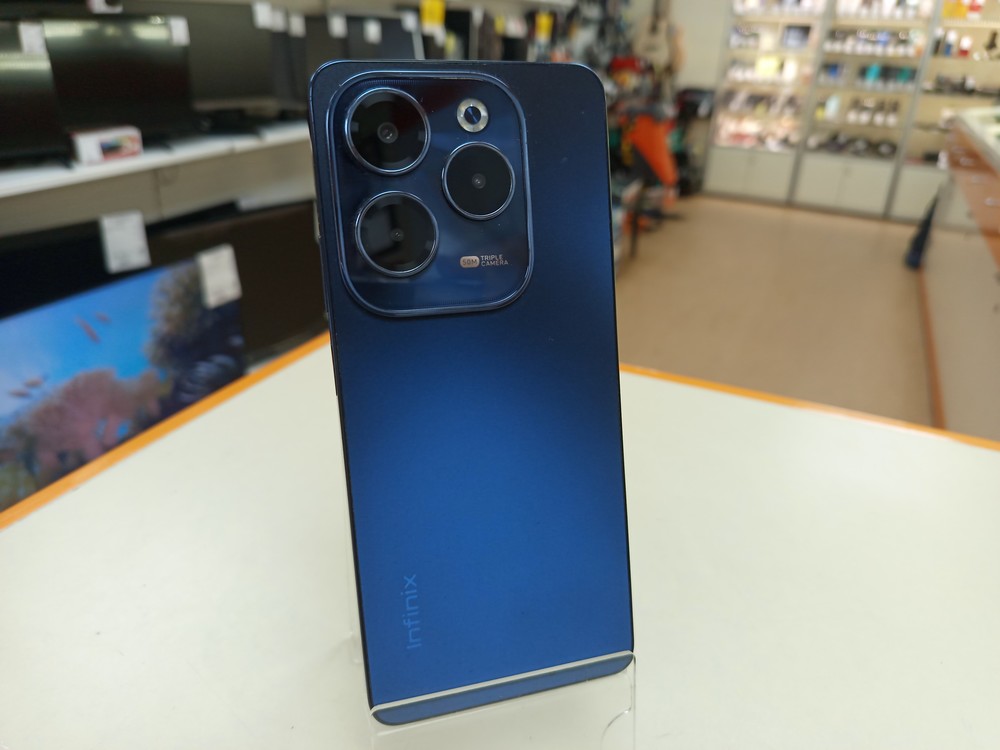 Смартфон Infinix HOT 40i 8/256