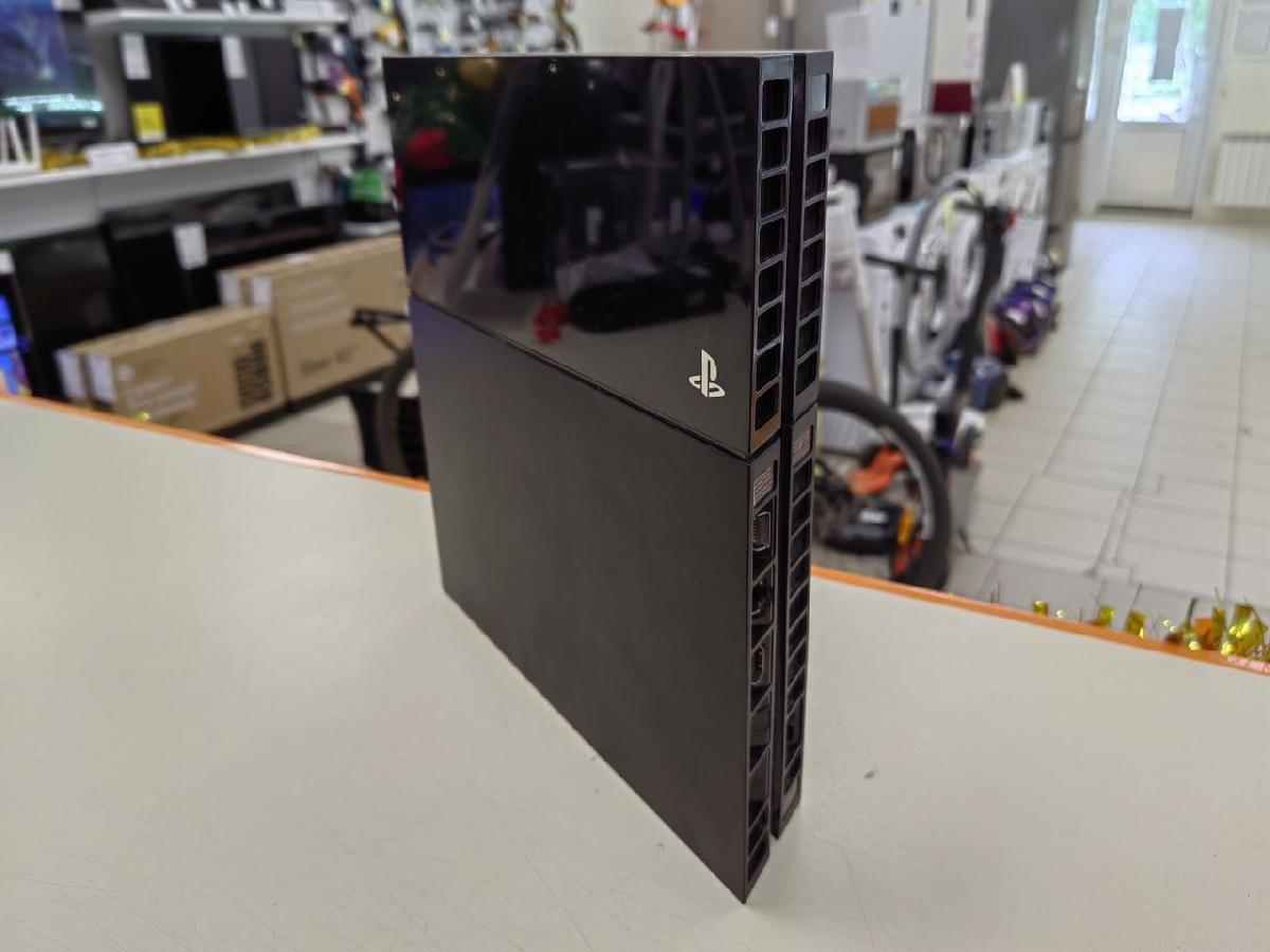 Игровая приставка PlayStation 4 FAT 500GB