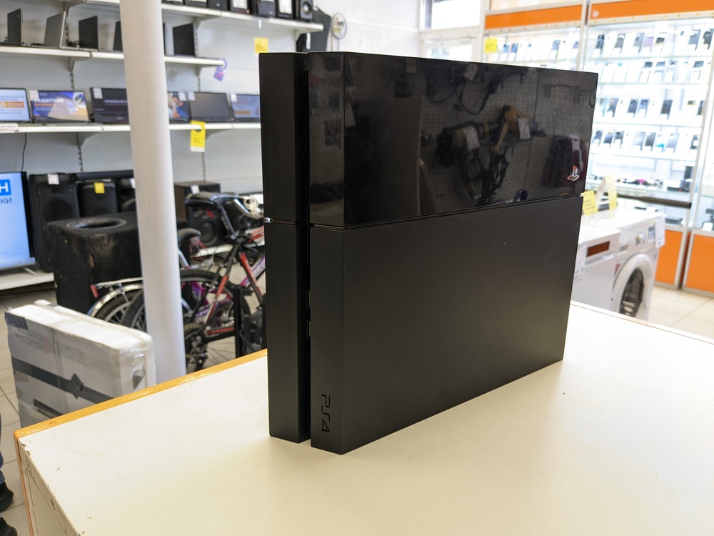 Игровая приставка PlayStation 4 FAT 500GB