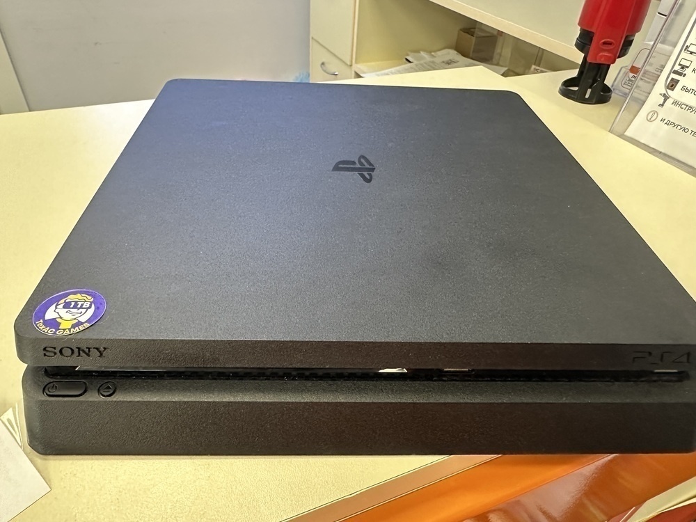 Игровая приставка PlayStation 4 Slim 1Tb