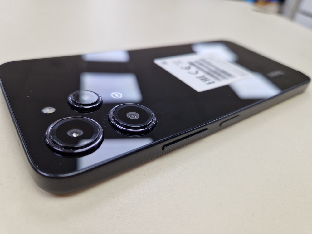 Смартфон Xiaomi Redmi 12 4/128