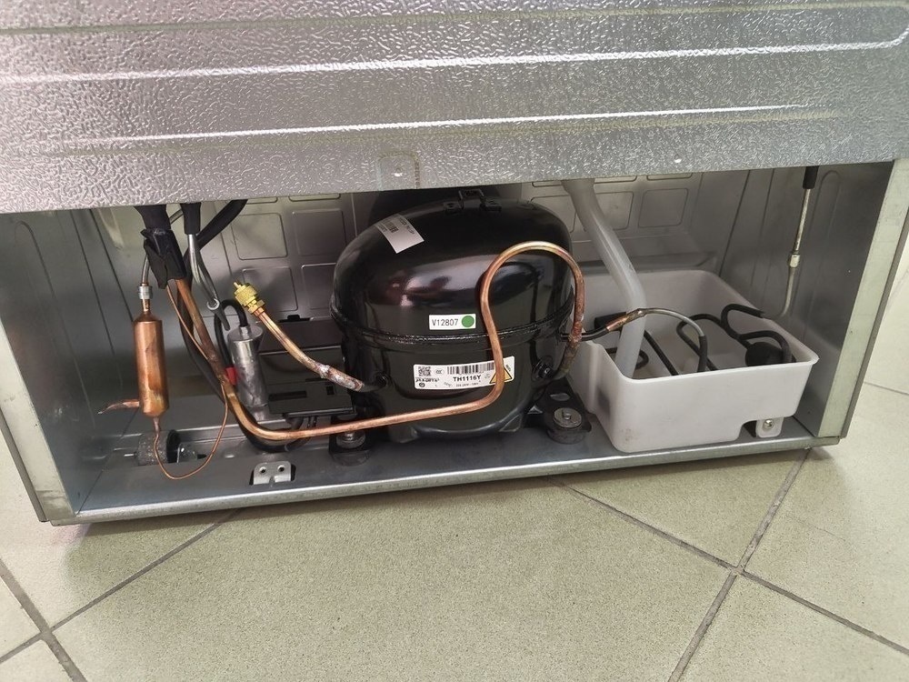 Холодильник Candy CCRN6180S