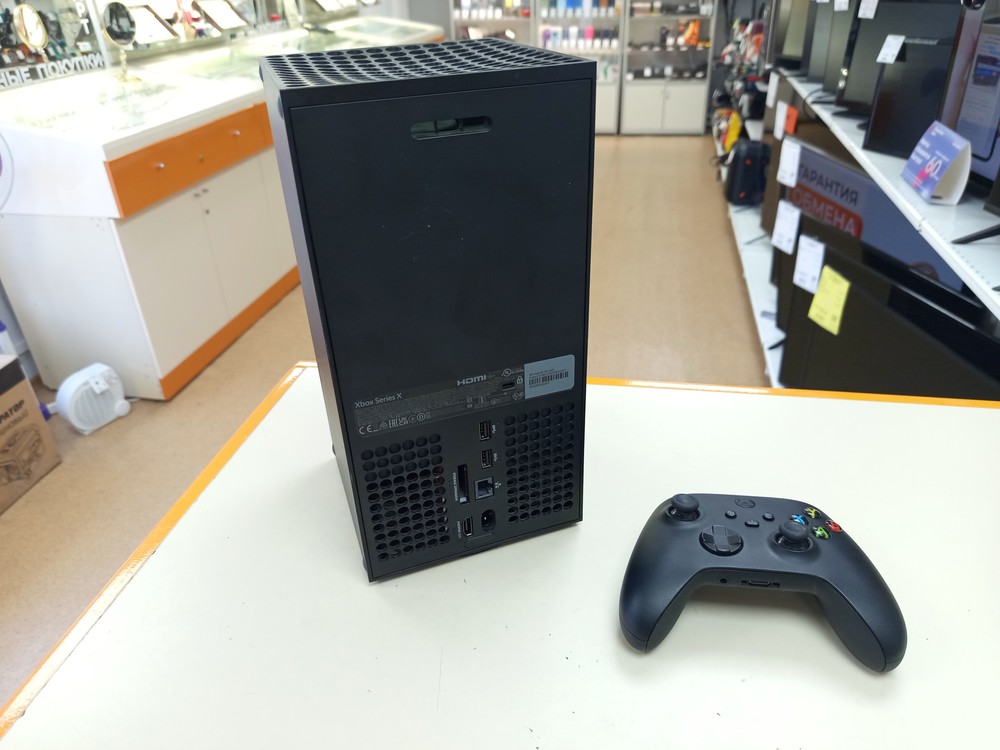 Игровая приставка Xbox Series X 1Tb Игровая приставка Xbox Series X 1Tb